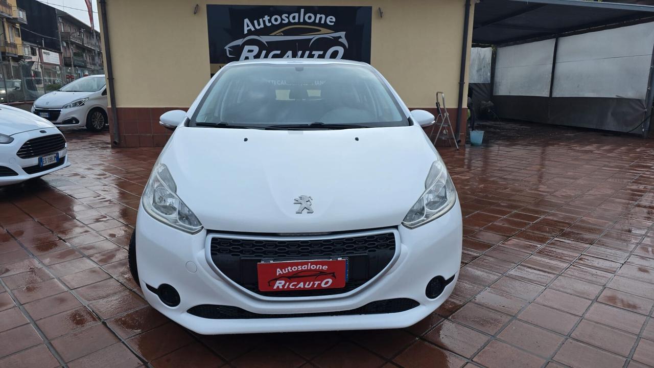 Peugeot 208 1.4 HDi 68 CV 5 porte Active