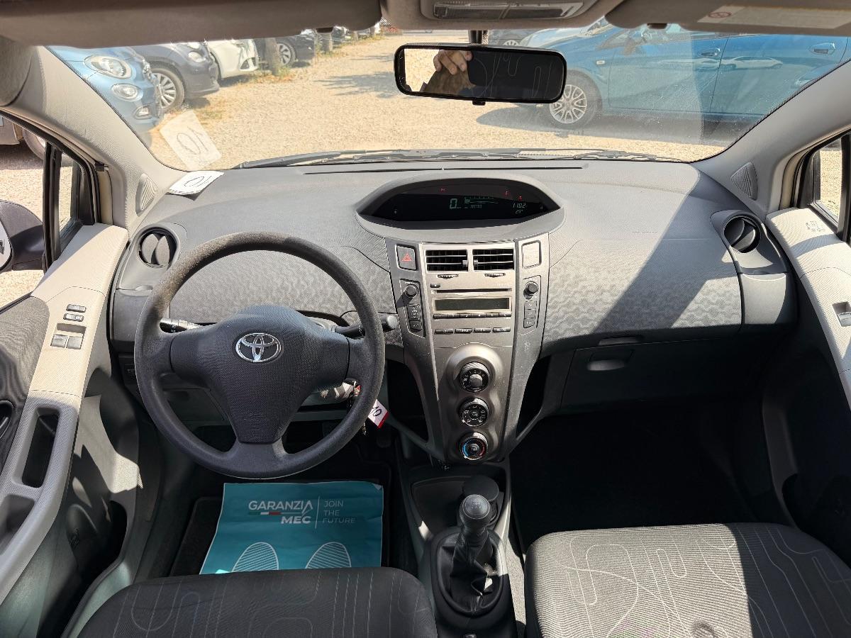 TOYOTA - Yaris 1.0 Now 5p my10