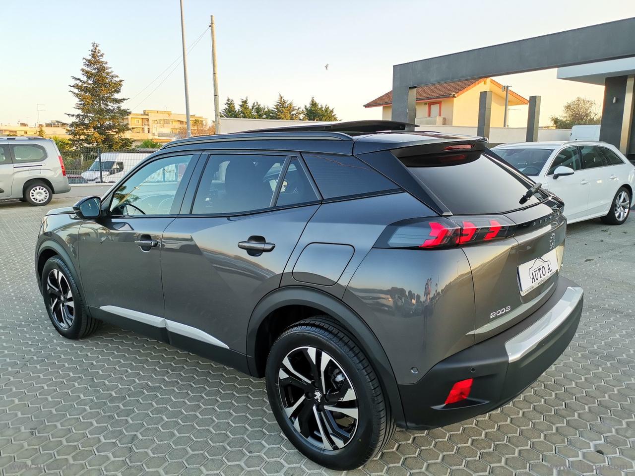 PEUGEOT 2008 BlueHDi 110 S&S GT