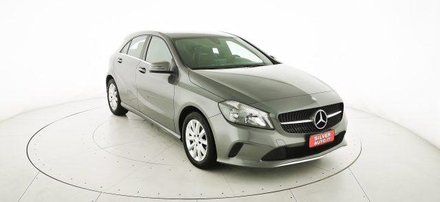 MERCEDES-BENZ A 220 d Automatic Business