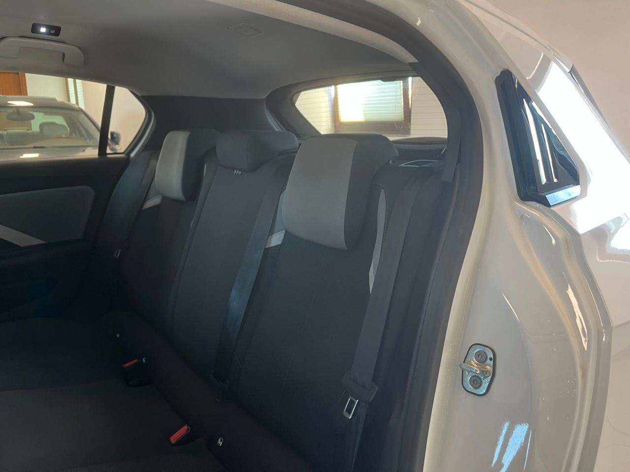 Opel Astra 1.5 Turbo Diesel 130 CV Edition