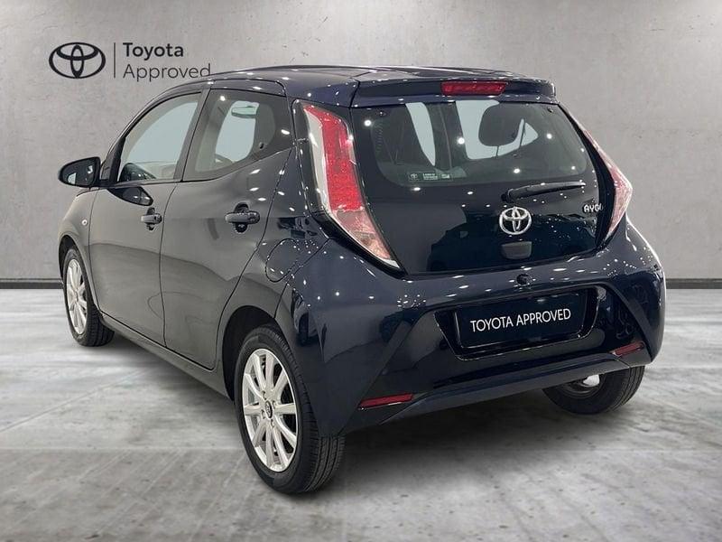 Toyota Aygo Aygo 5p 1.0 x-play m-mt