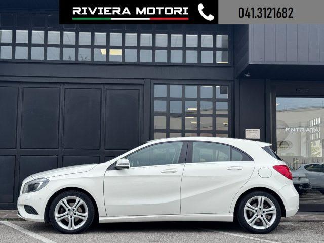 MERCEDES-BENZ A 180 CDI Premium