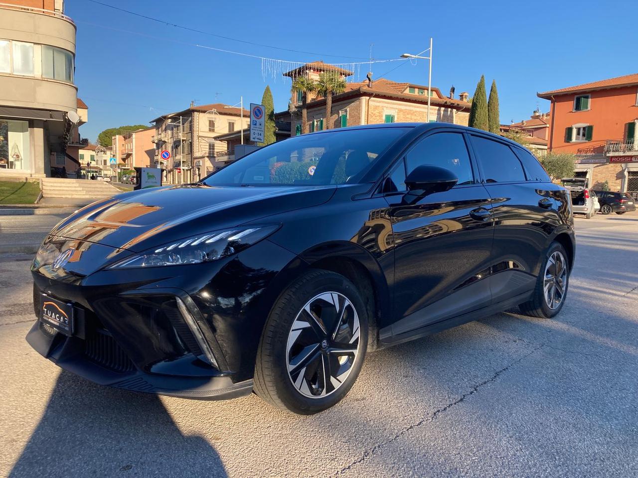 Mg MG4 4 EV Long Range 64 kWh LUXURY #8431