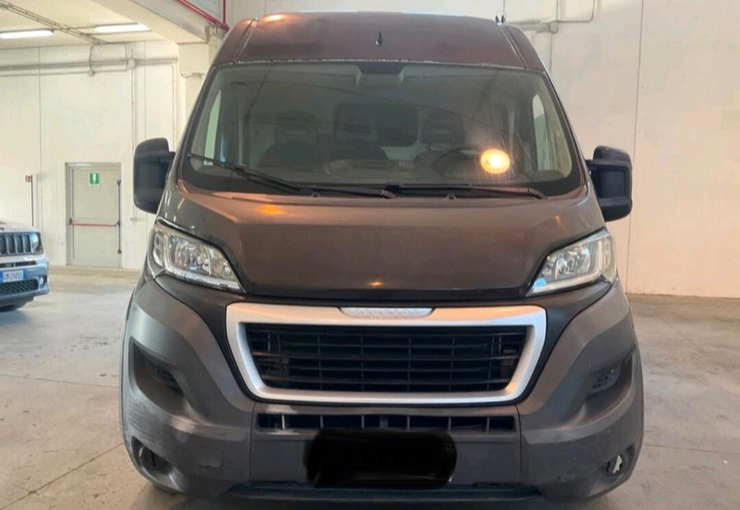 Furgone Peugeot boxer 2.2