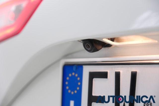 TOYOTA Yaris 1.5 HYBRID 5 PORTE TREND WHITE EDITION