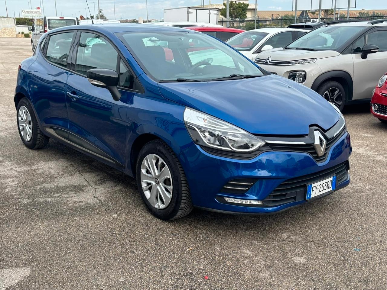 Renault Clio TCe 12V 90 CV 5 porte Moschino