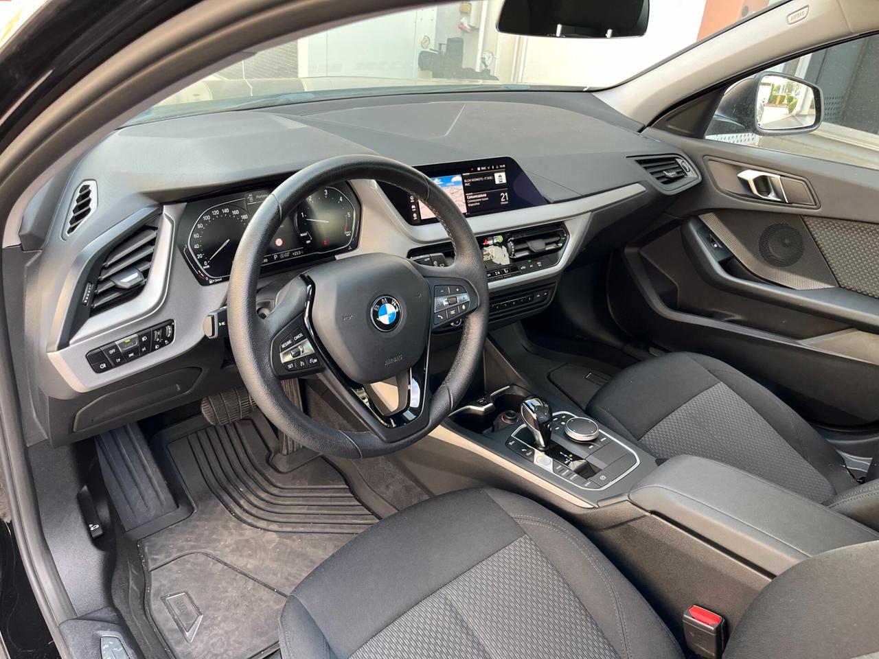 Bmw 120d xDrive 5p. Business Advantage 190CV