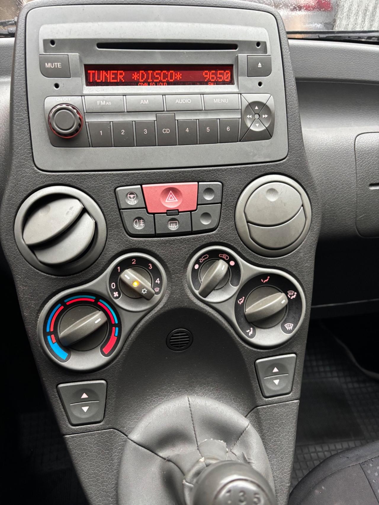 Fiat Panda 1.2 Dynamic GPL-2010-5 posti