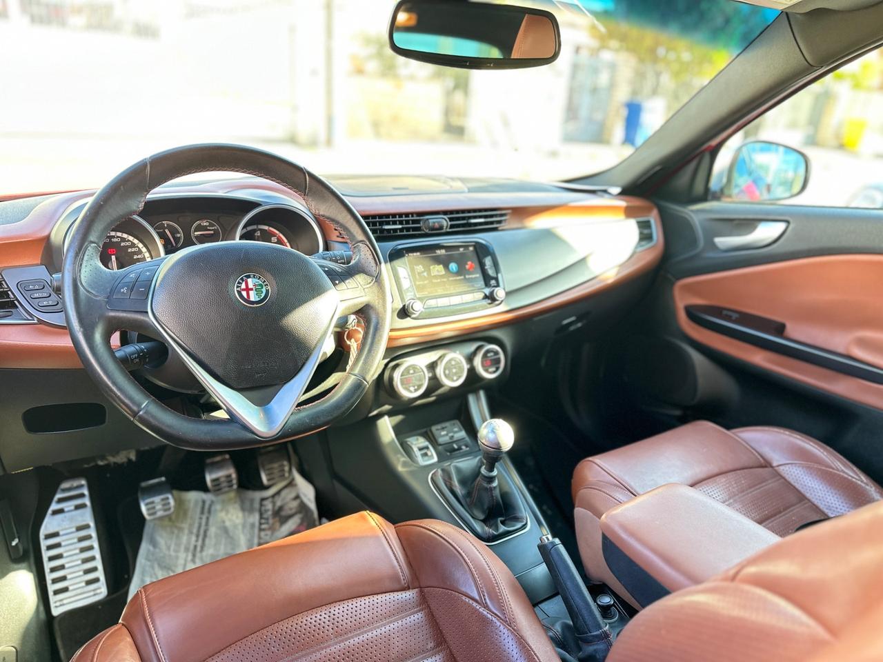 Alfa Romeo Giulietta 1.6 JTDm 120 CV-2016-NAVI-PELLE