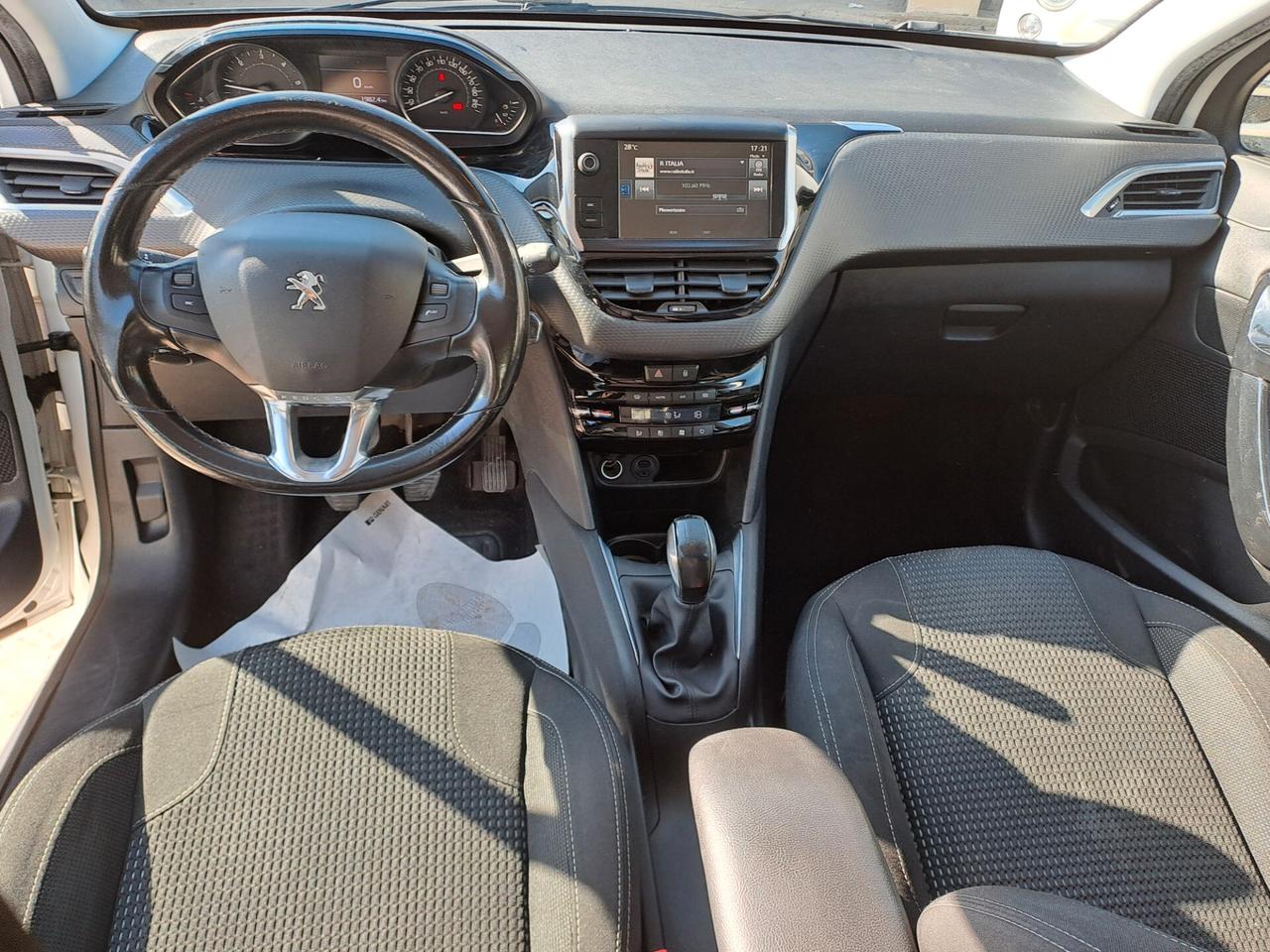 Peugeot 208 BlueHDi 75 5 porte Allure