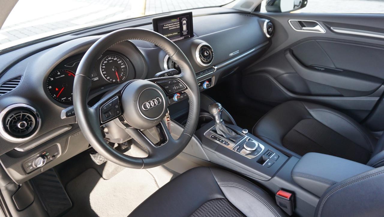 Audi A3 Sportback 1.6 tdi Business 110cv s-tronic