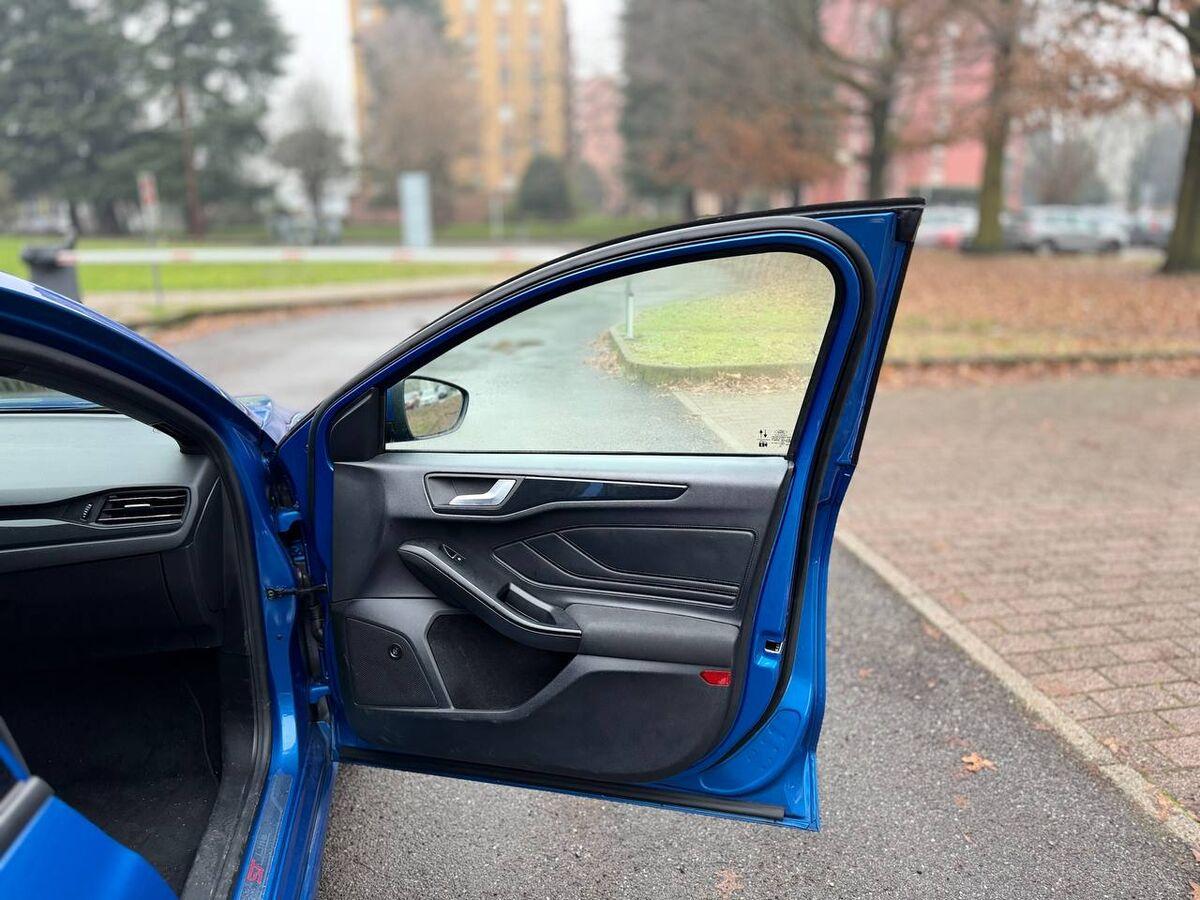 Ford Focus 1.0 ecoboost h ST-Line X s&s 155cv my20.75