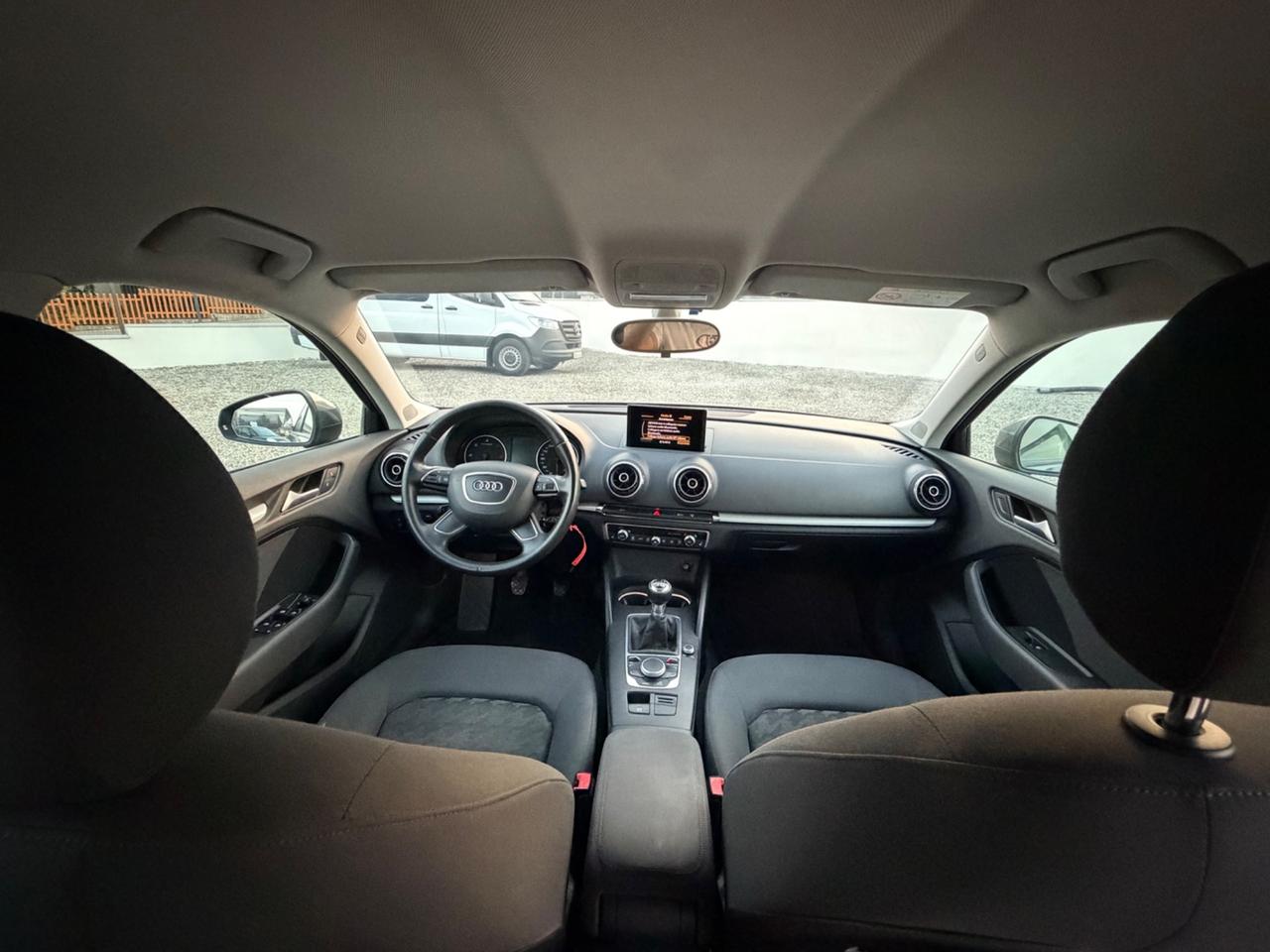 Audi A3 SPB 1.6 TDI clean diesel Attraction