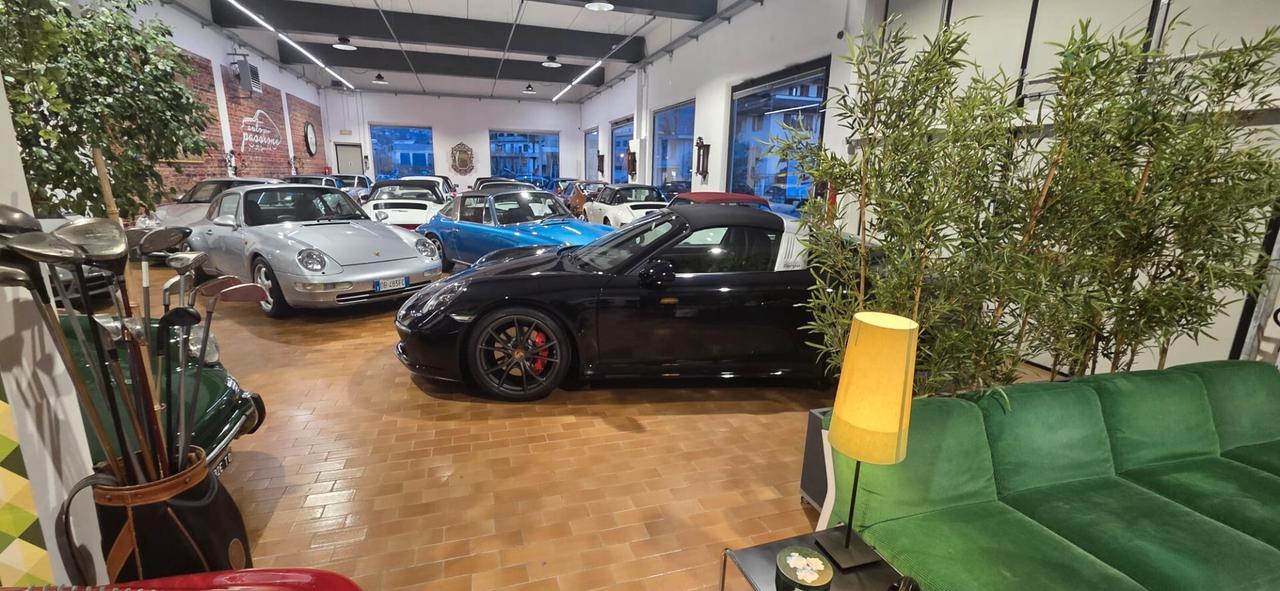 991 Porsche AS 3.0 Targa Black edition Book service Italia