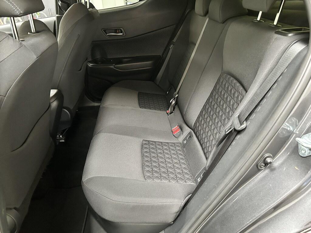 Toyota C-HR 2.0 Hybrid More Business E-CVT