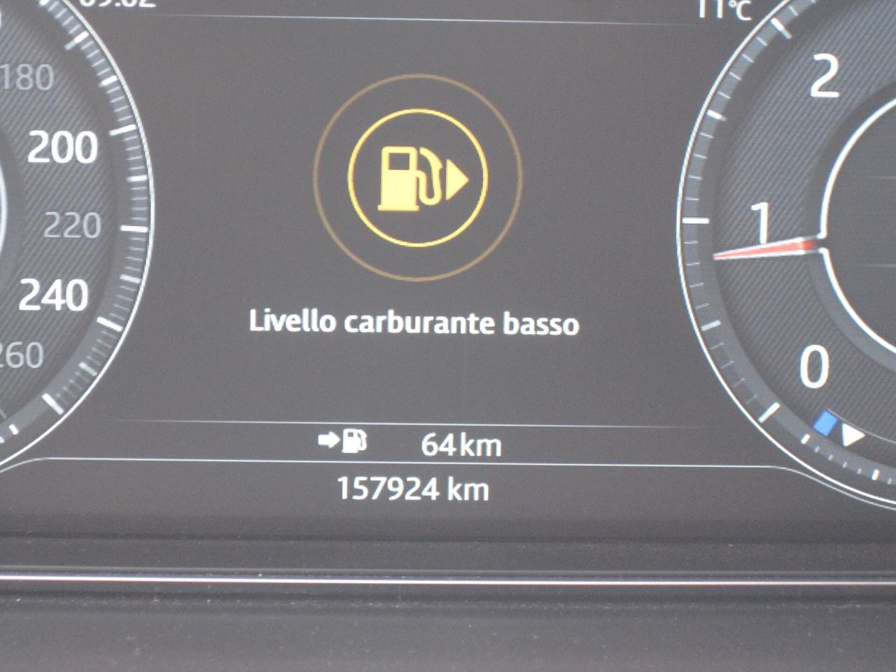 Jaguar E-Pace 2.0D 150 CV AWD aut. R-Dynamic HSE