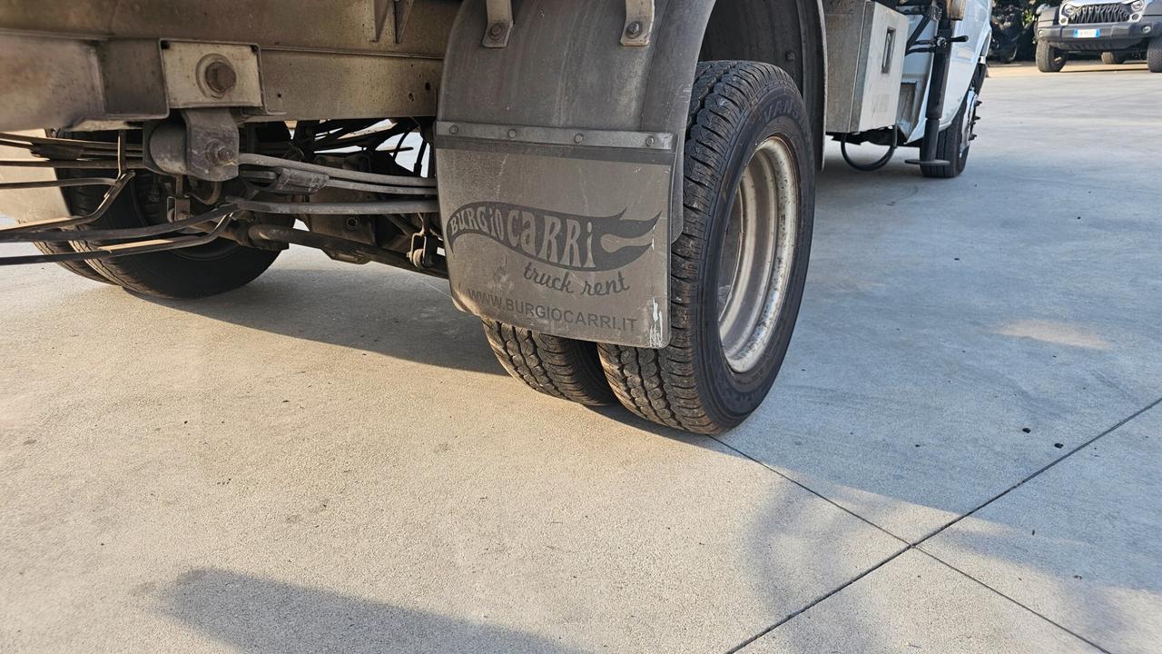 Mercedes Benz sprinter 413 dci con gru gemellato