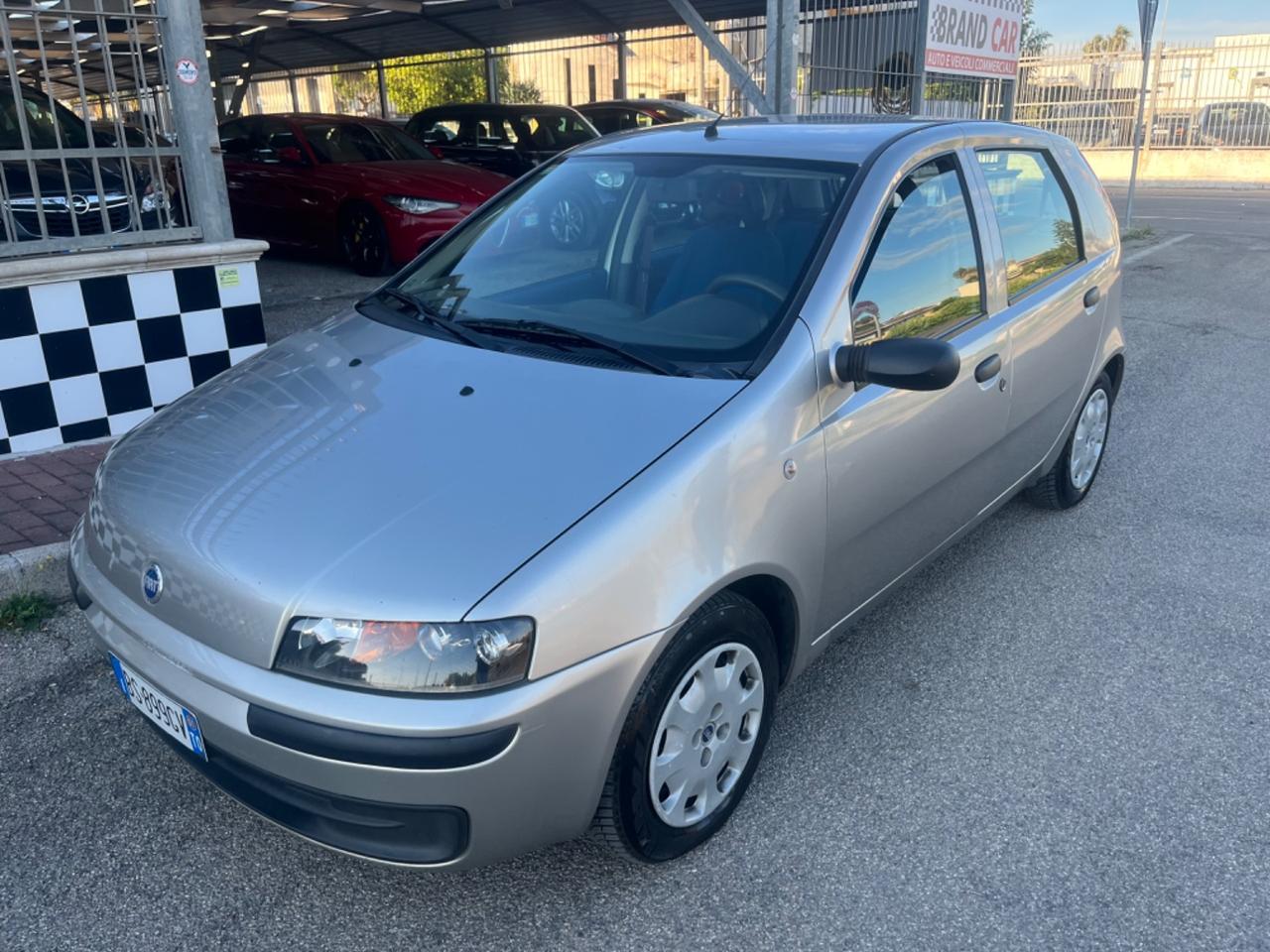 Fiat Punto 1.2i cat 5 porte Unipro 2001