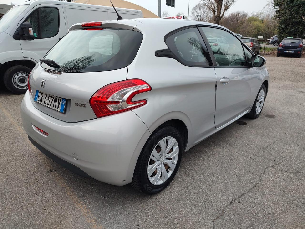 Peugeot 208 1.0 PureTech 12v Access 3P, EURO 5B, OK NEOPATENTATI, GARANZIA L.12 MESI