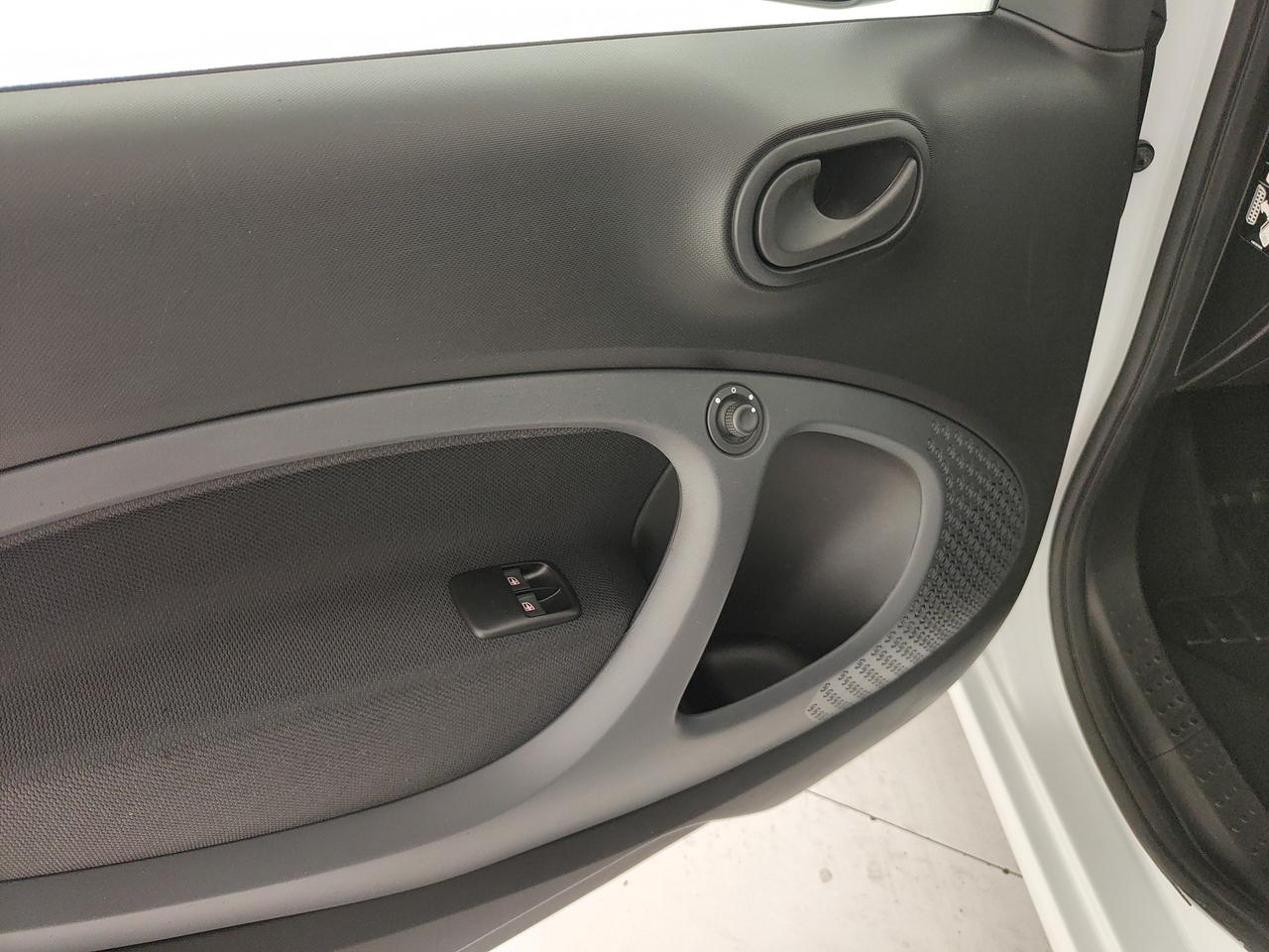 SMART Fortwo eq Pure 22kW