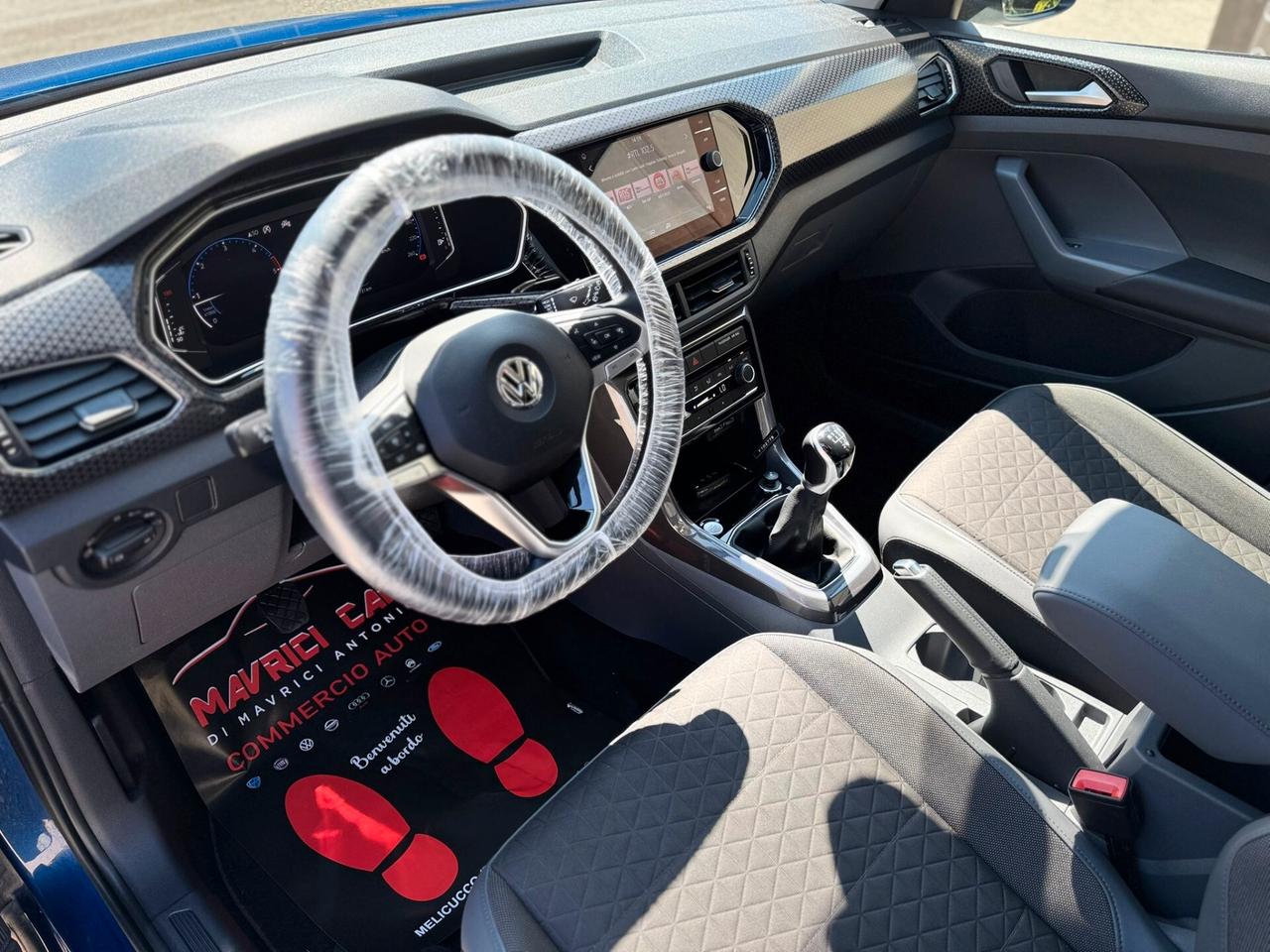 Volkswagen T-Cross 1.6 TDI SCR Style BMT R-LINE