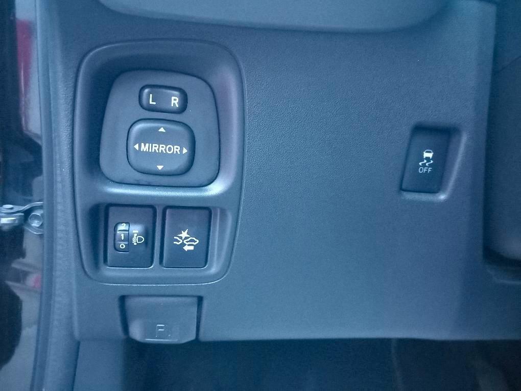 Toyota Aygo 1.0 VVT-i 72 CV 5 porte x-play MMT