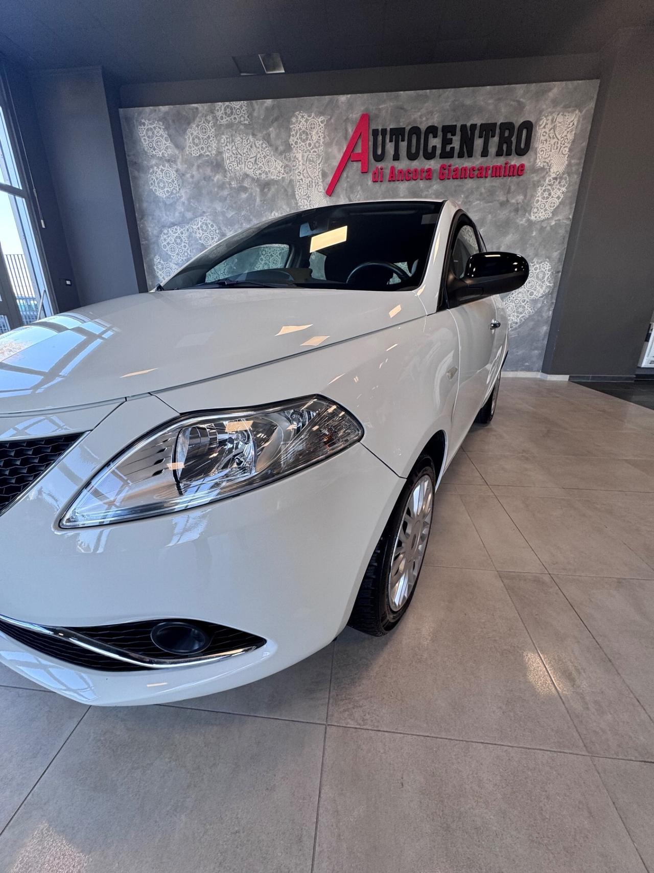 LANCIA YPSILON 1.3 MJET GOLD