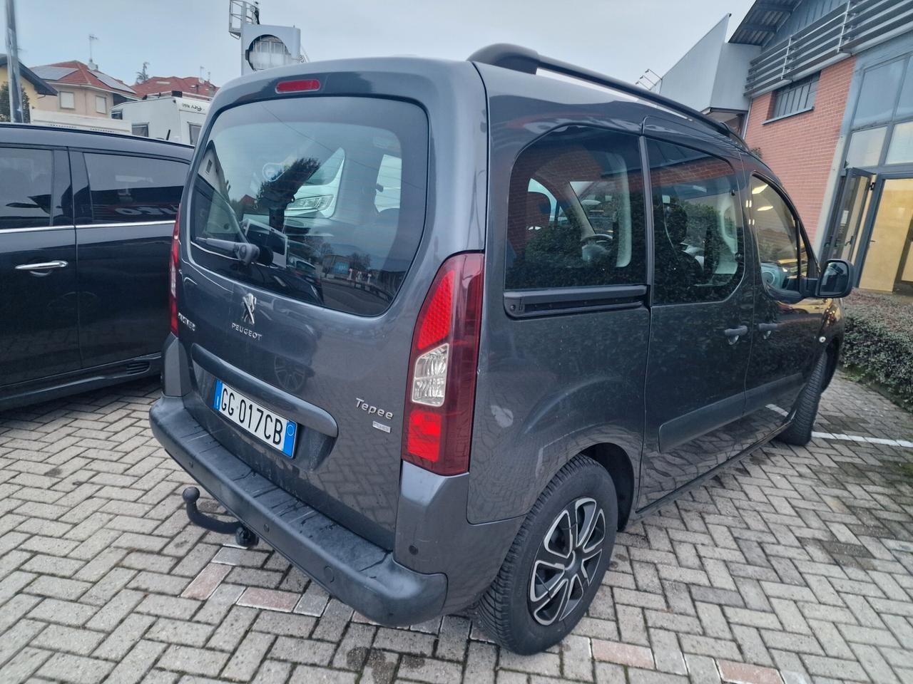 Peugeot Partner Tepee 1.6 HDi 115CV Outdoor