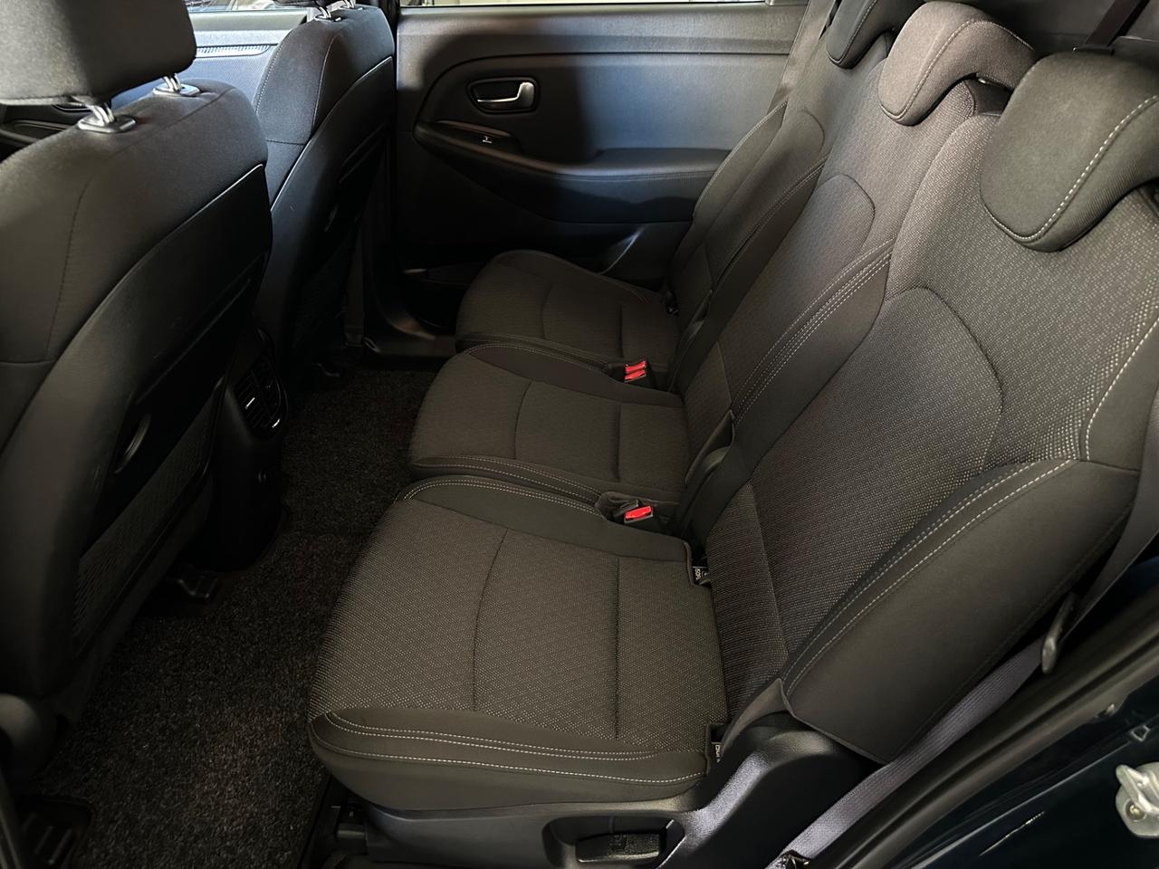 Kia Carens 1.7 CRDi 141 CV DCT Platinum 7 Posti
