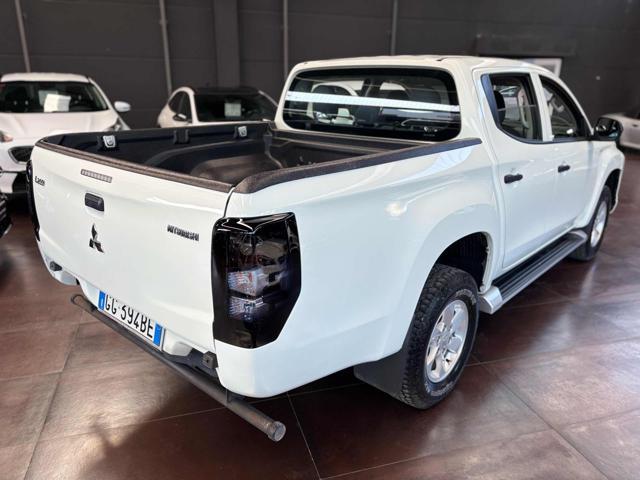 MITSUBISHI L200 2.3 D Double Cab 4x4 Easy Select Invite Connect