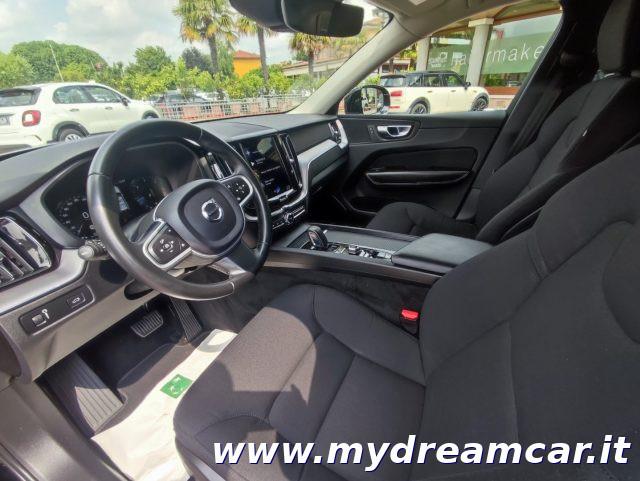 VOLVO XC60 B4 (d) AWD Geartronic Momentum