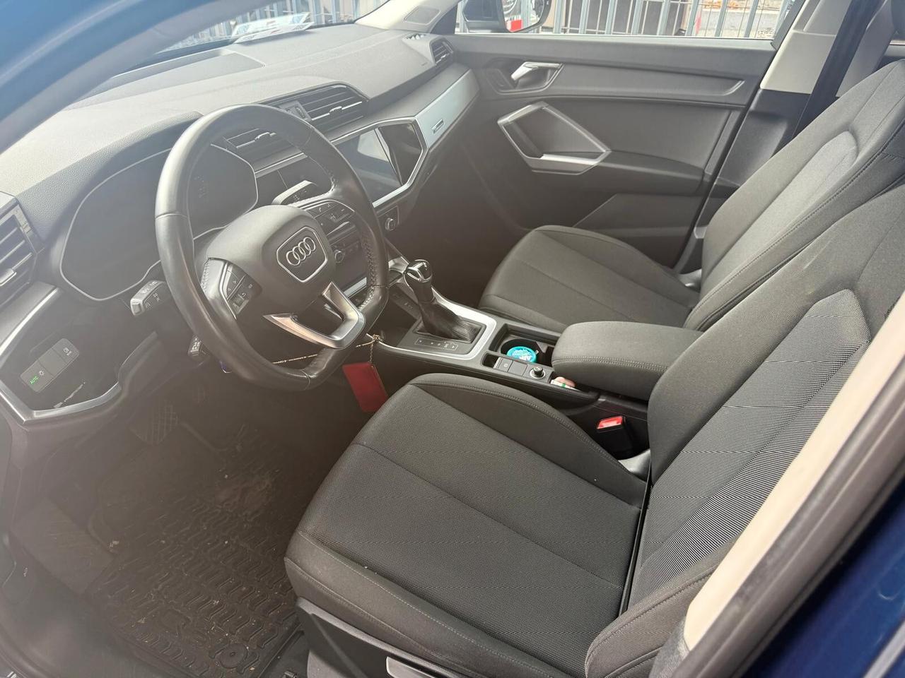 Audi Q3 35 TFSI S tronic Business Advanced