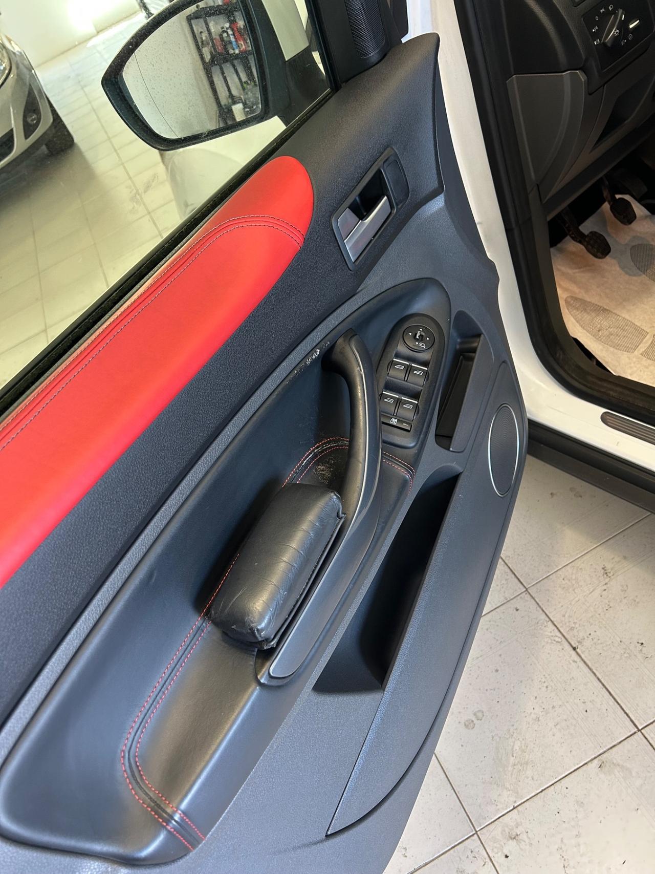 Ford Kuga 2.0 TDCi 140 CV 2WD Titanium DPF