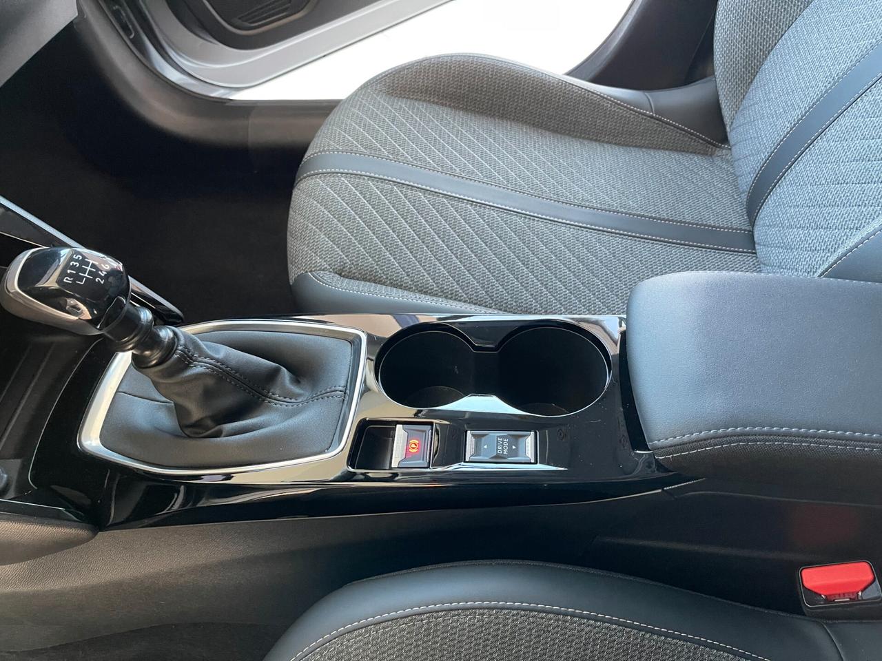 Peugeot 208 PureTech 100 Stop&Start 5 porte Allure