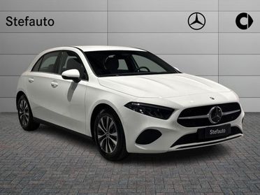 MERCEDES-BENZ A 180 d Automatic Advanced