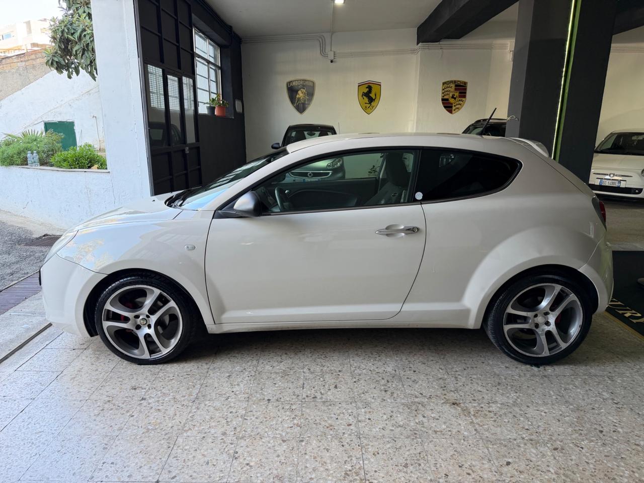Alfa Romeo MiTo 1.6 JTDm 16V Distinctive Sport Pack