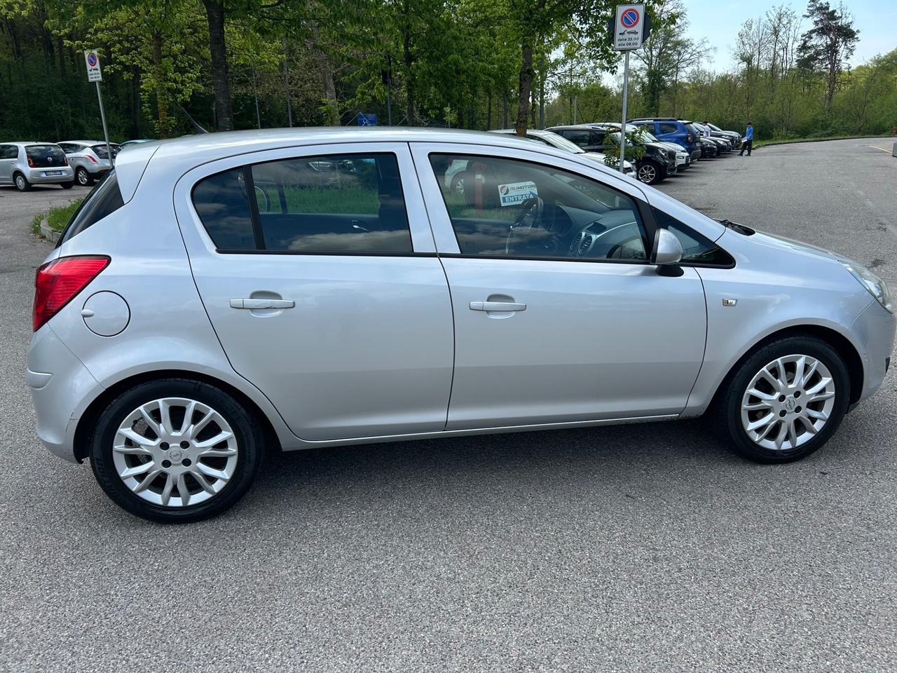 Opel Corsa 1.2 5 porte Cosmo *GPL FINO 2029*