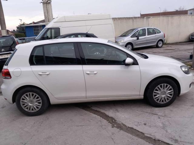 VOLKSWAGEN Golf Business 1.6 TDI 5p. Highline iniettori da fare