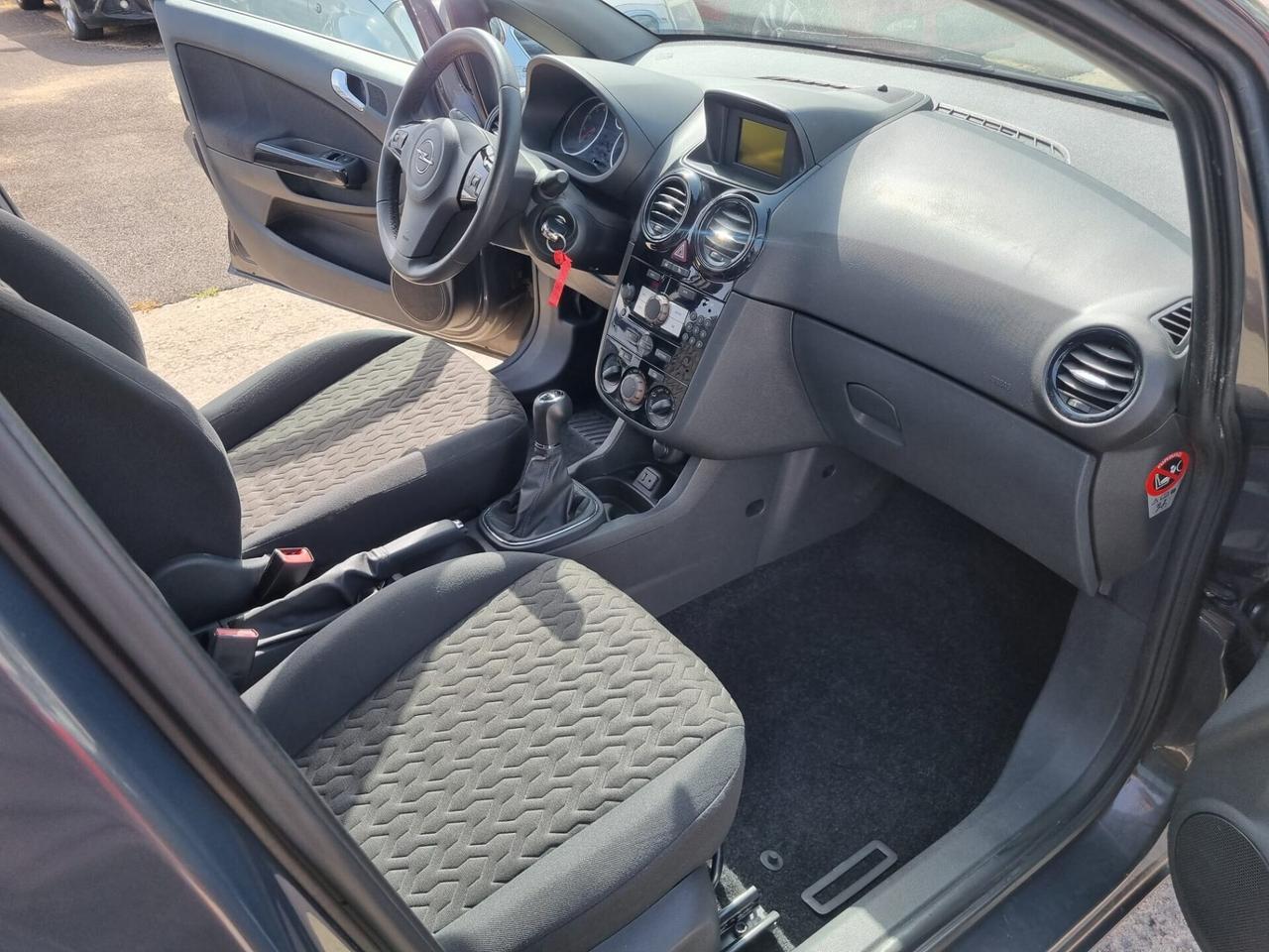 Opel Corsa 1.2 5 porte Edition