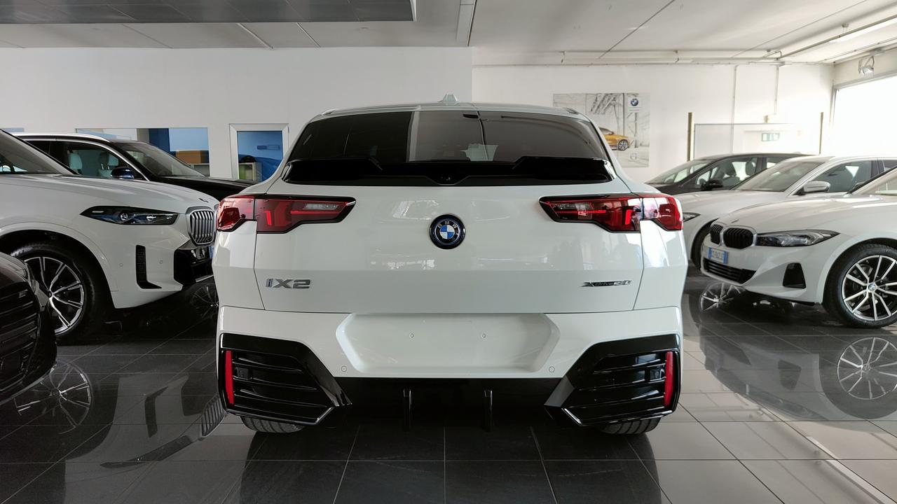 BMW SERIE X - X2 - U10 iX2 xDrive30