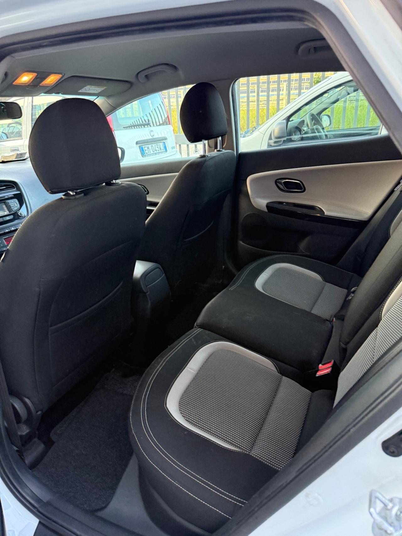 Kia Ceed cee'd 1.4 CVVT 5 porte Cool