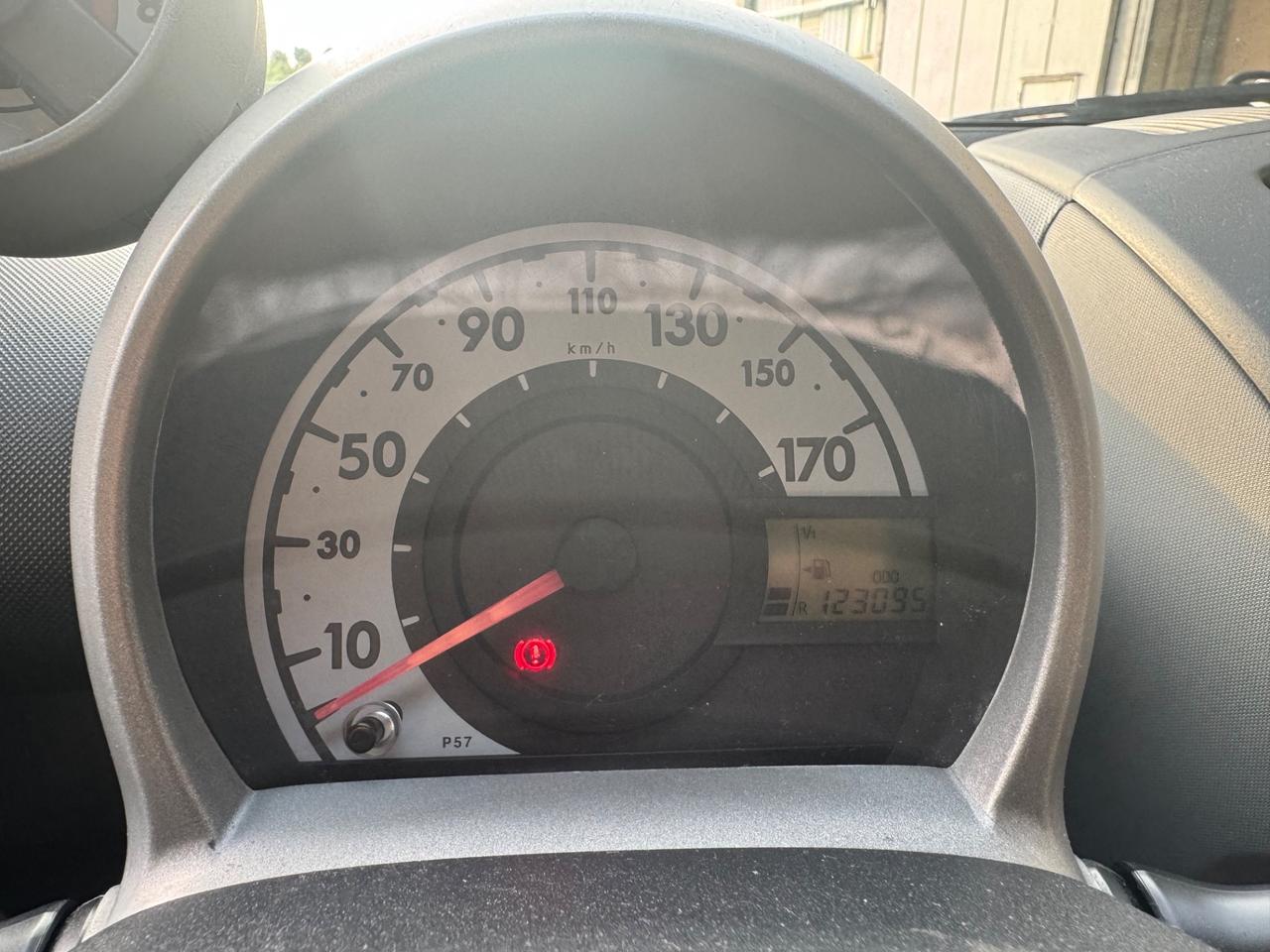 Peugeot 107 1.0 68CV 5p 2008