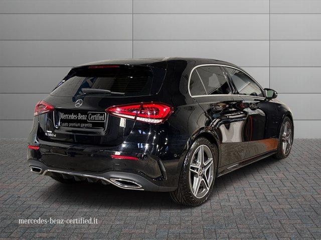 MERCEDES-BENZ A 180 d Automatic Premium