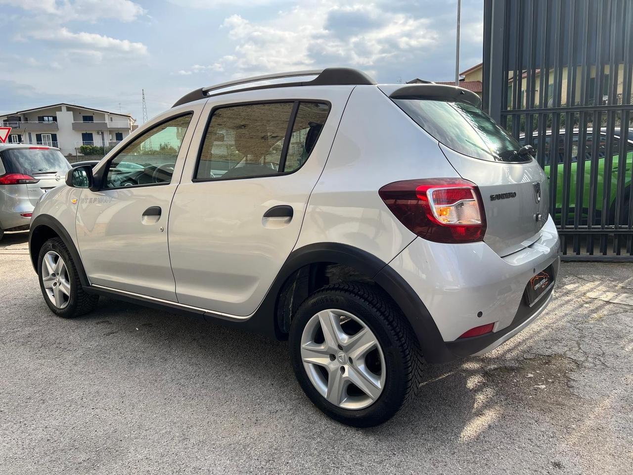 Dacia Sandero Stepway 0.9 tce Prestige 90cv Navi/Park/Bluetooth