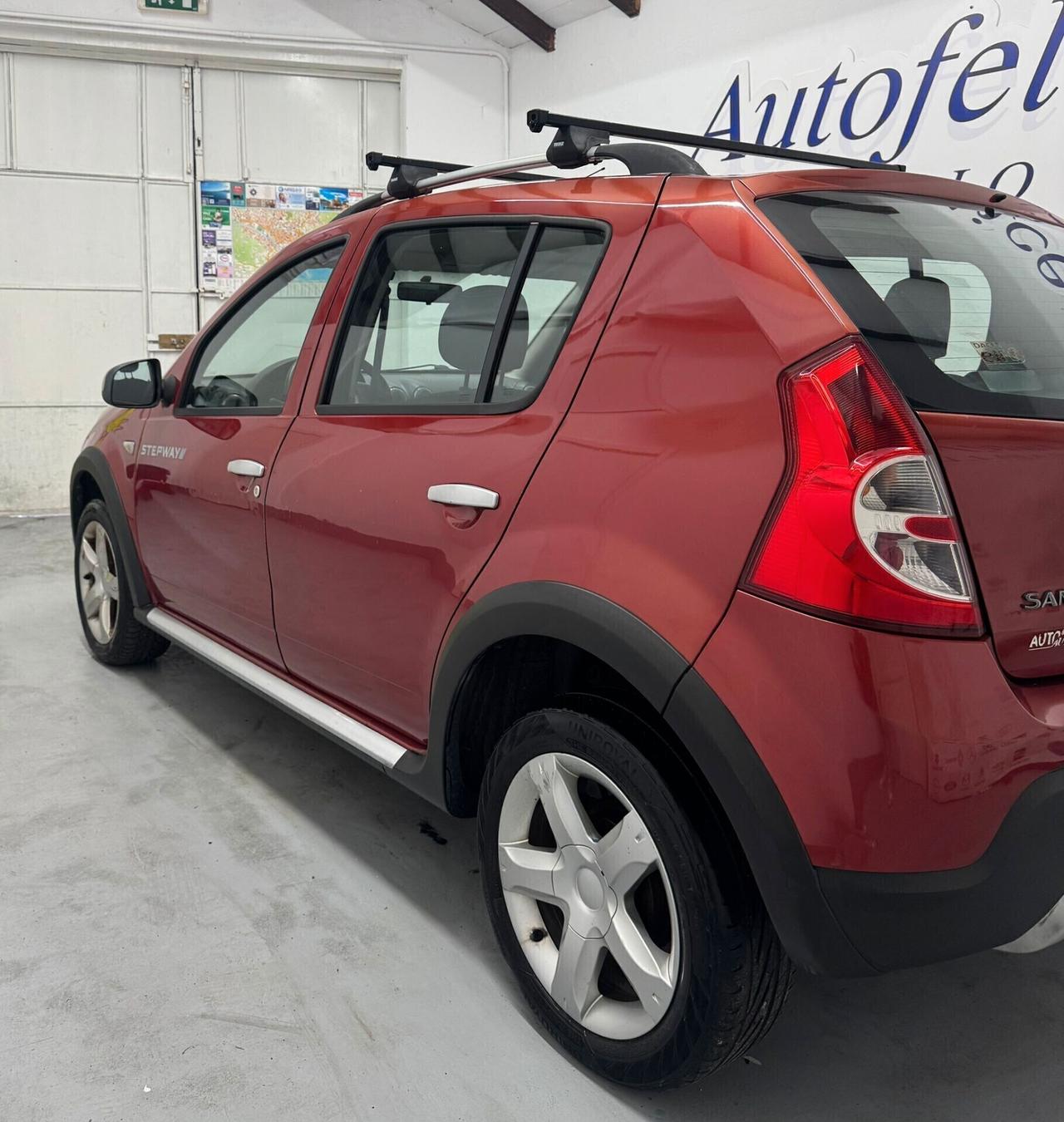 Dacia Sandero Stepway 1.6 8V GPL 85CV