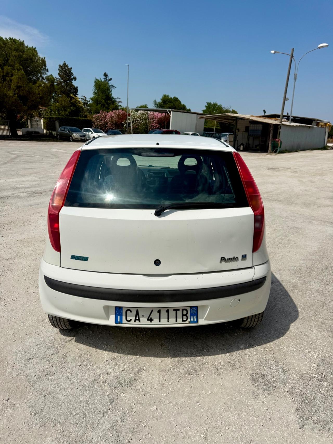 Fiat Punto 5porte 1.2 Benzina Neopatentati UNIPROPRIETÀ