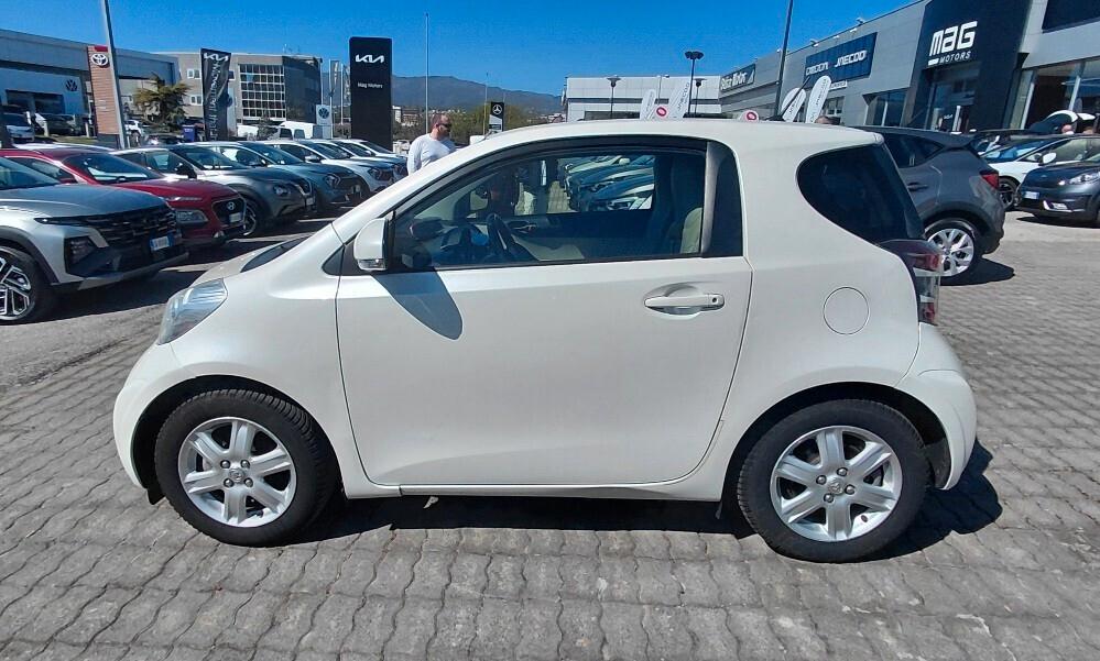 Toyota iQ 1.0 High