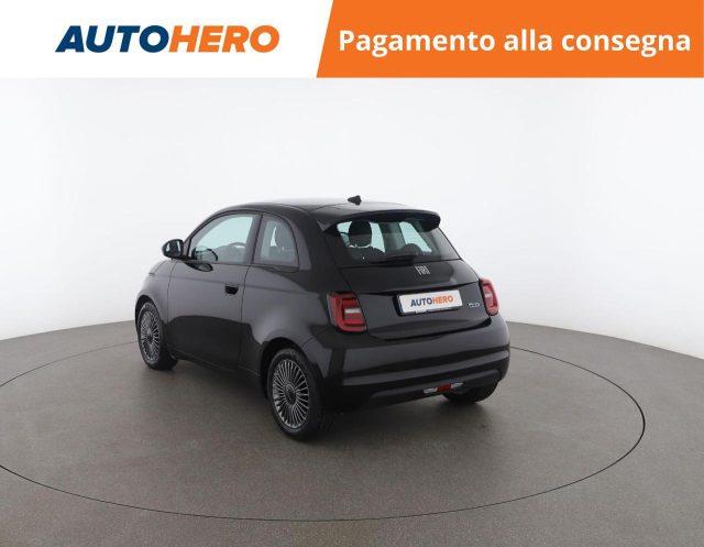 FIAT 500 Action Berlina 23,65 kWh