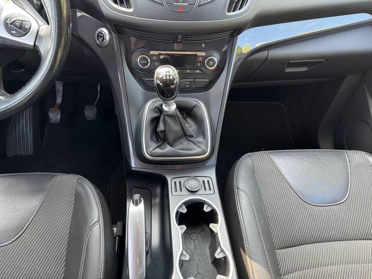 Ford Kuga 2.0 tdci Titanium 2wd s&s 120cv E6